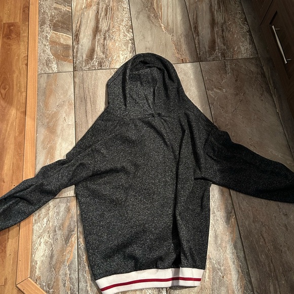 Sweat à capuche - Picture 2 of 2